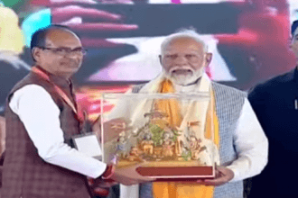 पीएम मोदी 18 जून को जाएंगे काशी, किसानों के कॉन्फ्रेंस में लेंगे