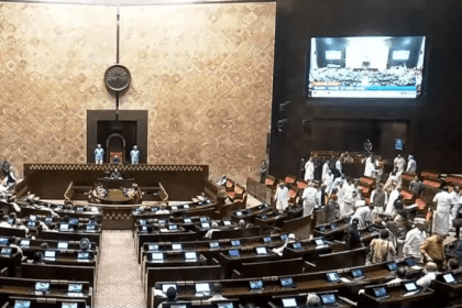 मोदी का दहाड़ सुन सदन से छोड़ भागा विपक्ष | राज्यसभा में PM मोदी की स्पीच, विपक्ष का वॉकआउट:PM बोले- पेपर लीक के दोषियों को छोड़ेंगे नहीं; मणिपुर की स्थिति सामान्य हो रही है